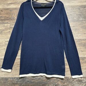 Absolutely Creative Worldwide Navy and White Sweater